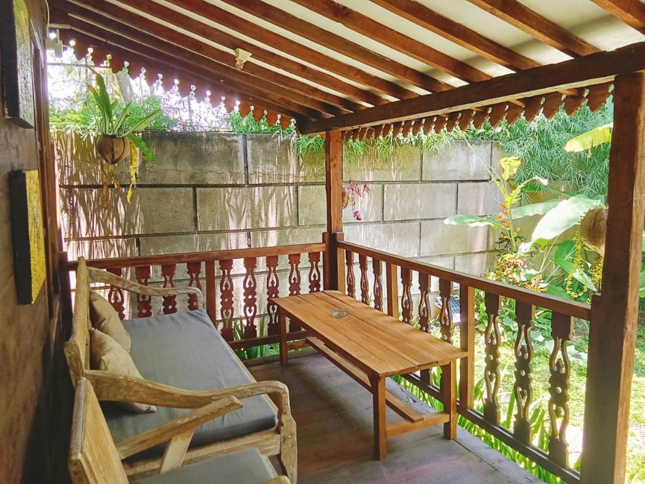 Tahlia'S Villa Sorongjukung Zewnętrze zdjęcie