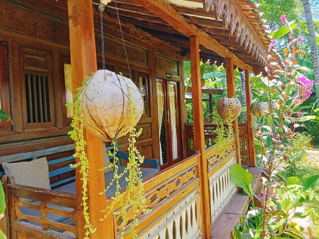 Tahlia'S Villa Sorongjukung Zewnętrze zdjęcie