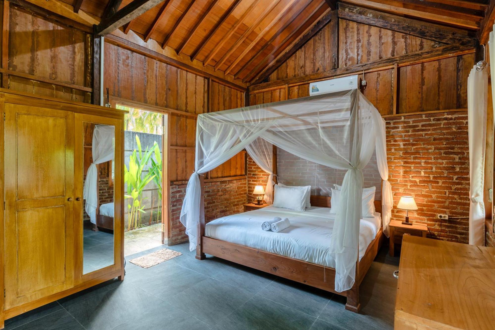 Tahlia'S Villa Sorongjukung Zewnętrze zdjęcie