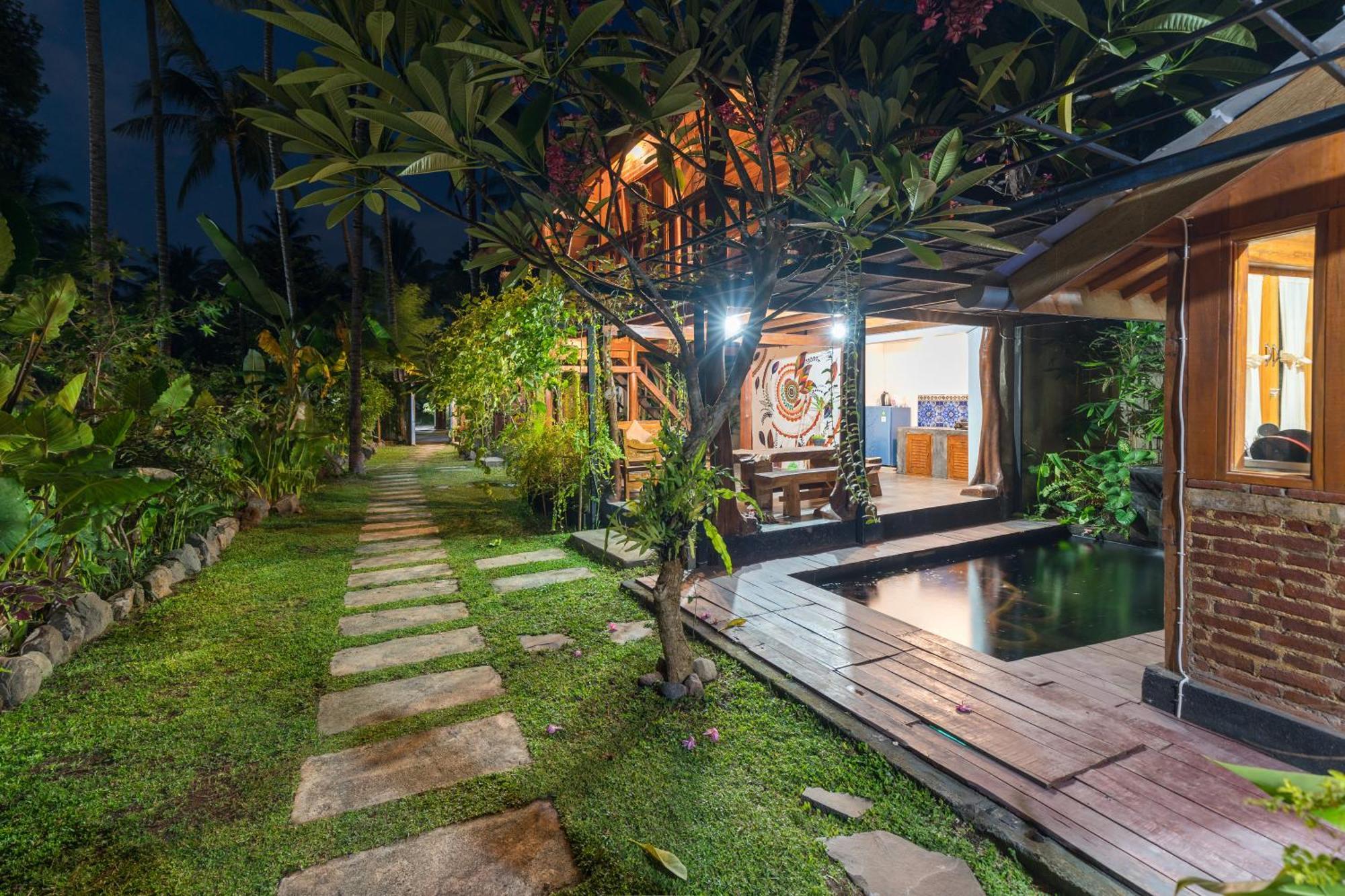 Tahlia'S Villa Sorongjukung Zewnętrze zdjęcie