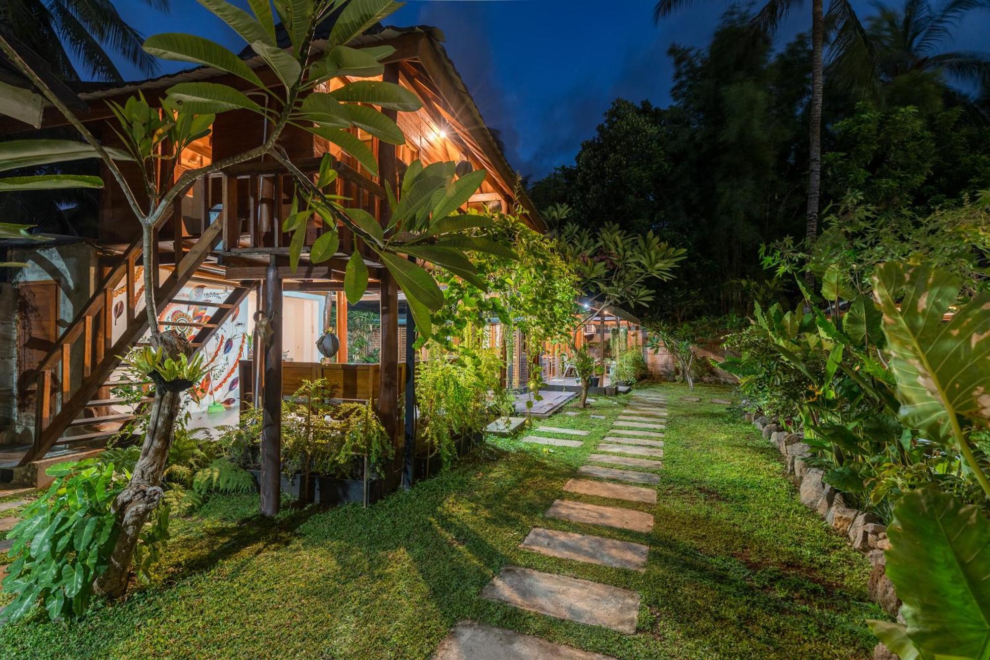 Tahlia'S Villa Sorongjukung Zewnętrze zdjęcie