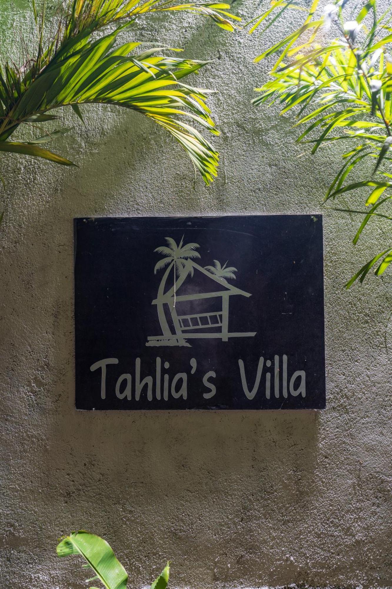 Tahlia'S Villa Sorongjukung Zewnętrze zdjęcie