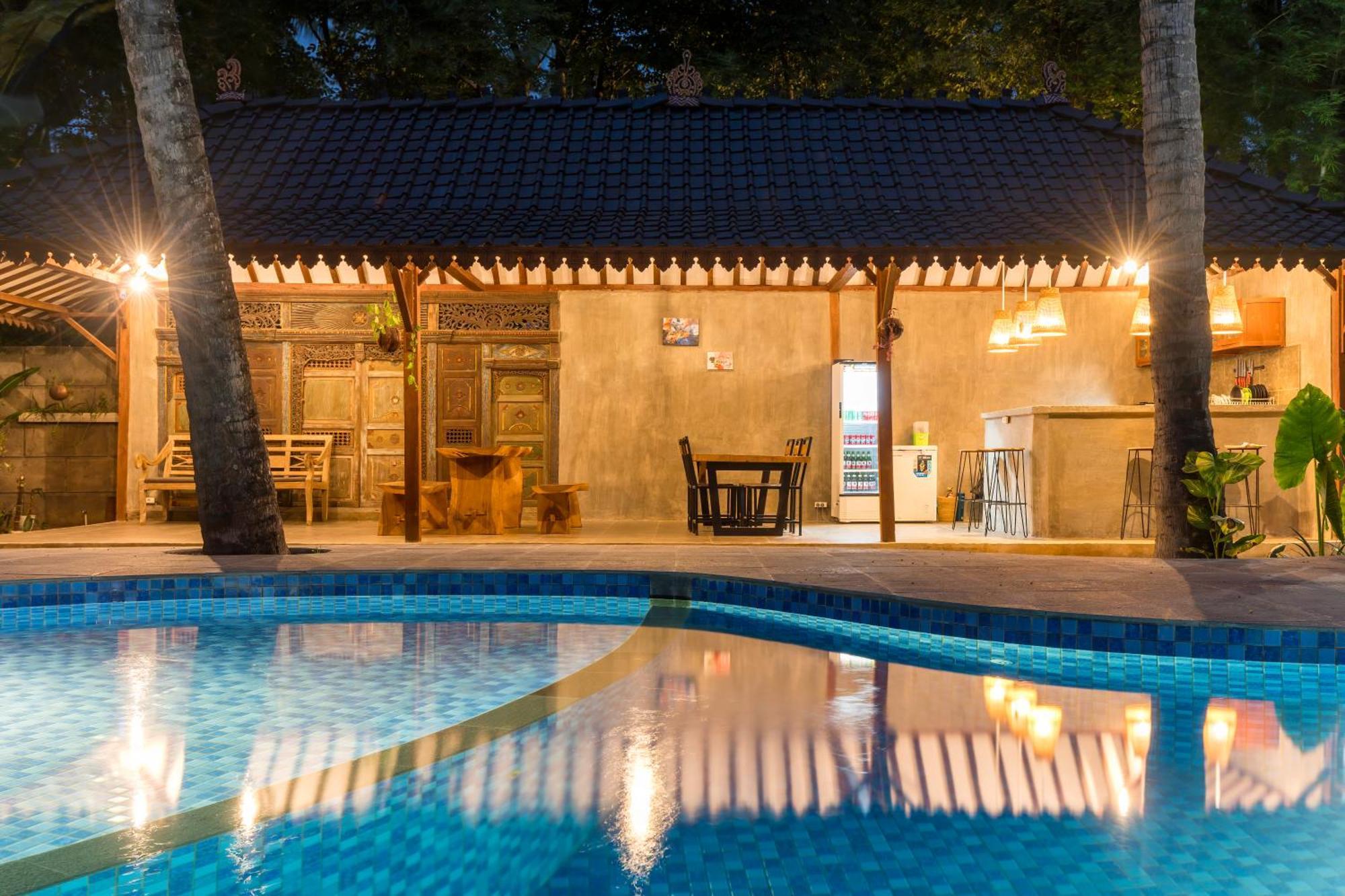 Tahlia'S Villa Sorongjukung Zewnętrze zdjęcie