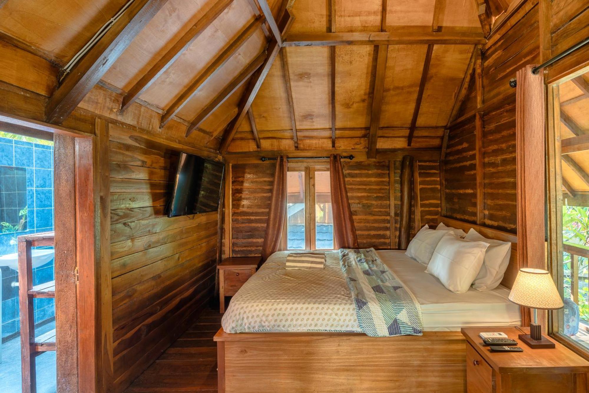 Tahlia'S Villa Sorongjukung Zewnętrze zdjęcie