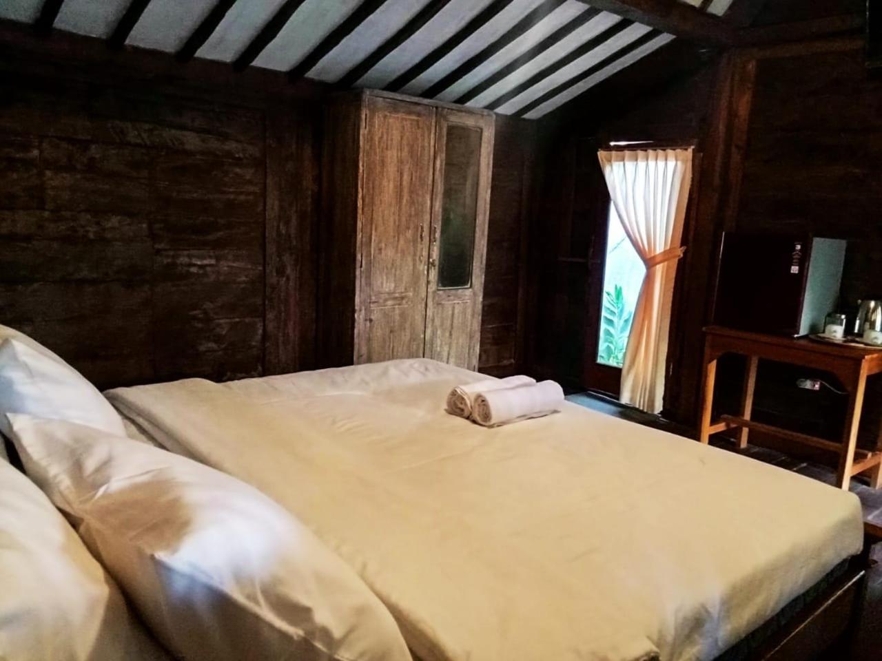 Tahlia'S Villa Sorongjukung Zewnętrze zdjęcie